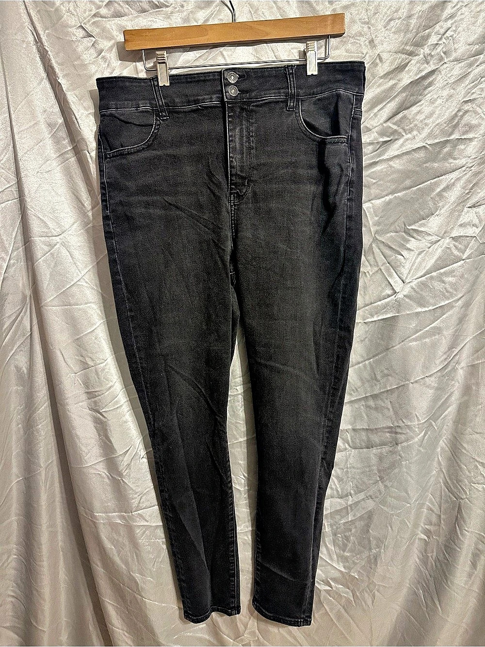 American Eagle Jegging Skinny Jeans Waist 16 Black Like New